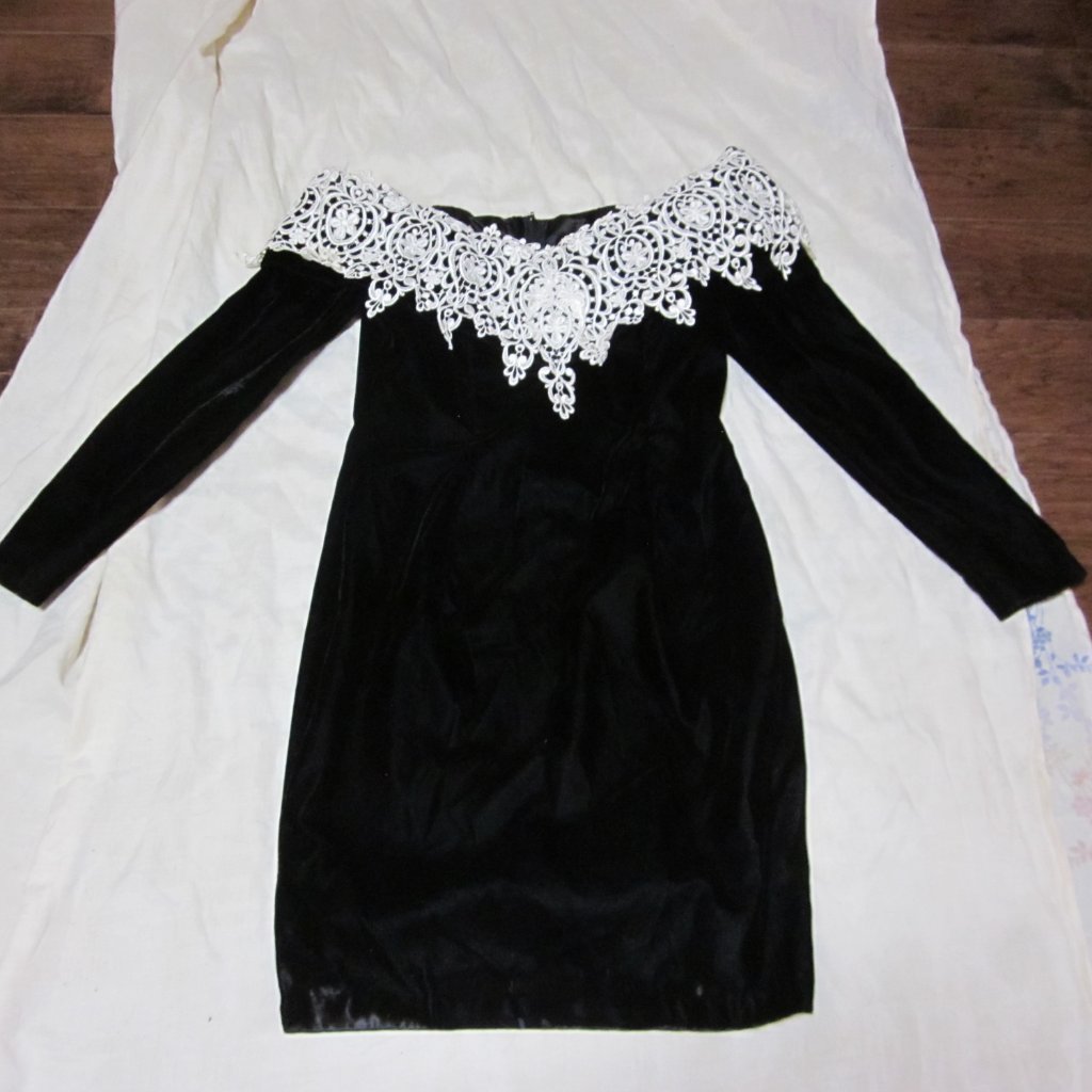 Vtg Jessica Mcclintock Black Velvet Dress Knee Off Shoulder With Bib Trim Sm
